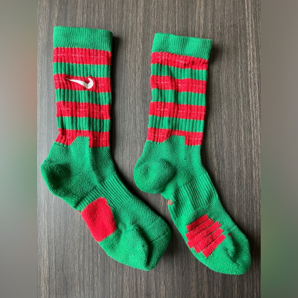 Green & Red Christmas Nike Elite Crew Socks